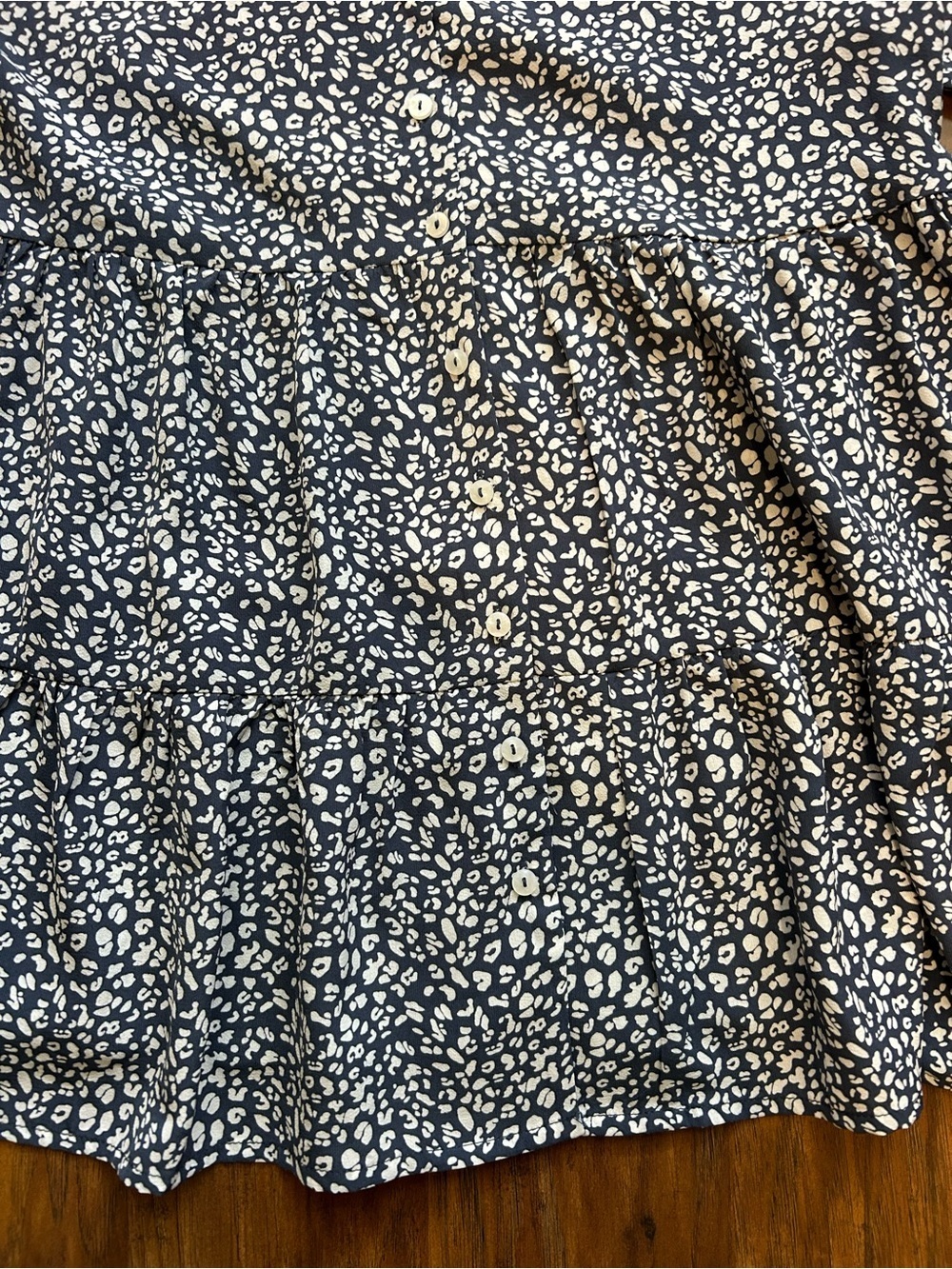 JODIFL Navy and White V-Neck Short Sleeve Babydoll Tunic - Picture 3 of 8